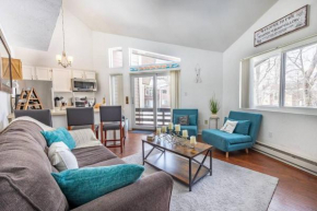Hidden Valley -1 BR w/ Loft -2 Min. walk to Pool/Ten